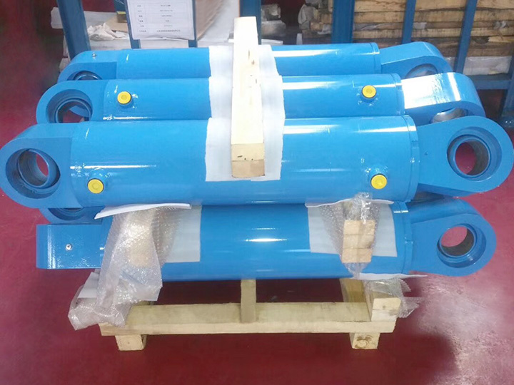 Engineering machinery oil cylinder